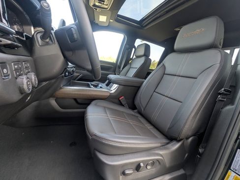 New 2026 Chevrolet Silverado 3500 High Country w/ Technology Package image 17