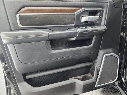 Used 2022 RAM 2500 Laramie image 37