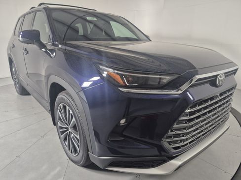 New 2026 Toyota Grand Highlander AWD Hybrid image 6