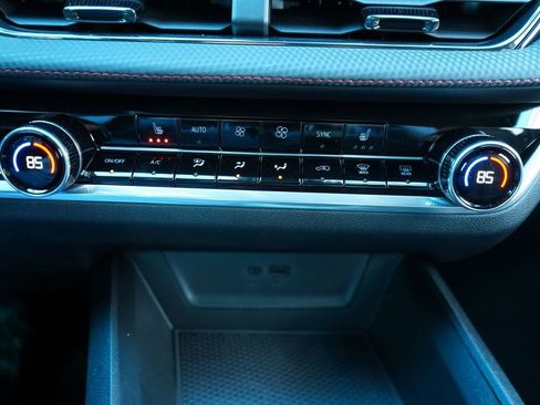 New 2026 Chevrolet Equinox RS image 38