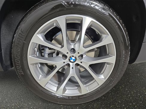 Used 2026 BMW X5 xDrive40i image 38