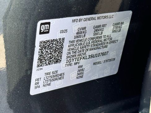 New 2025 Cadillac Escalade IQ Sport 2 w/ LPO, ONYX Package image 20