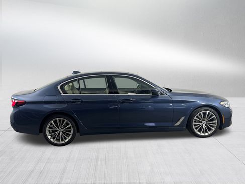 Used 2023 BMW 530i xDrive w/ Convenience Package image 8