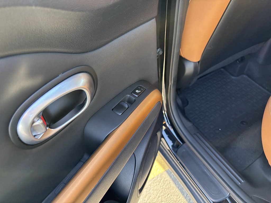 Used 2016 Kia Soul ! w/ Premium Package FWD image 31