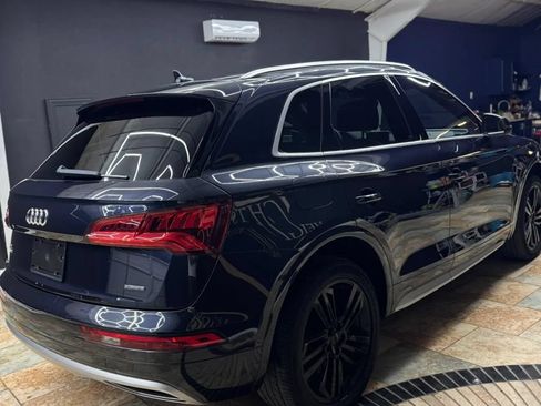 Used 2020 Audi Q5 2.0T Premium Plus w/ Premium Plus Package AWD/4WD image 11