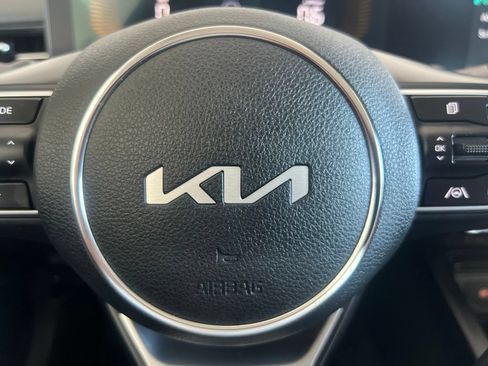 Used 2025 Kia K5 LXS FWD image 54