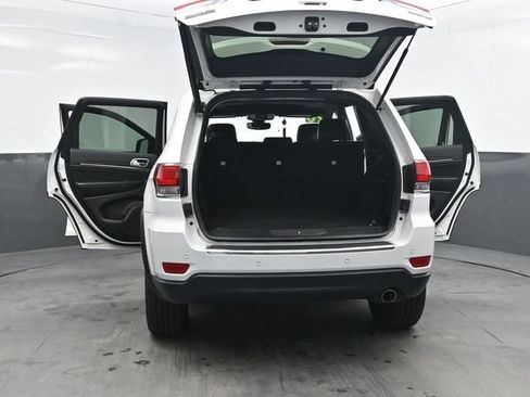 Used 2020 Jeep Grand Cherokee Limited AWD/4WD image 36