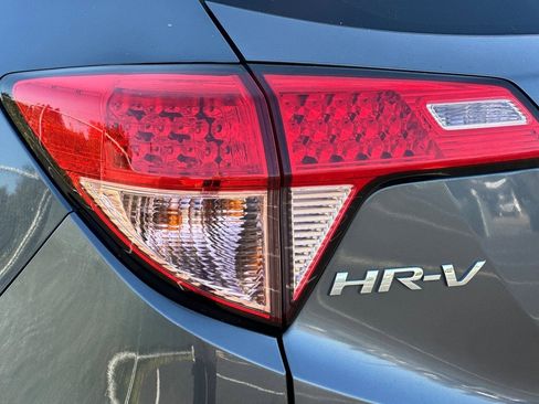 Used 2016 Honda HR-V EX image 12