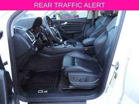 Used 2019 Audi Q5 2.0T Premium Plus w/ Premium Plus Package AWD/4WD image 16