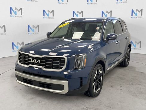 Used 2024 Kia Telluride S w/ S Sunroof Package image 1