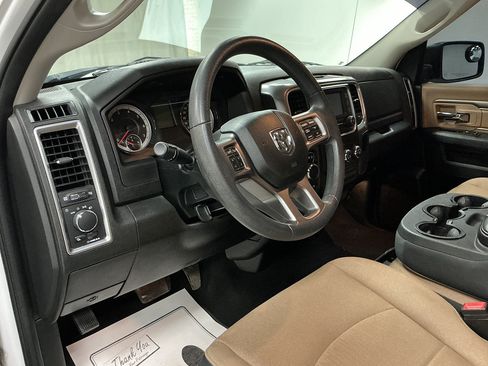 Used 2021 RAM 1500 Classic SLT AWD/4WD image 10