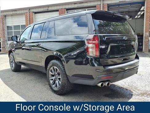 Certified 2024 Chevrolet Suburban Z71 w/ Off-Road Capability Package AWD/4WD image 37