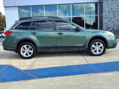 Used 2014 Subaru Outback 2.5i Limited image 27