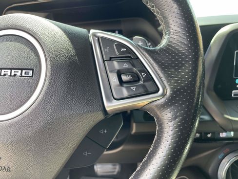 Used 2018 Chevrolet Camaro SS RWD image 8