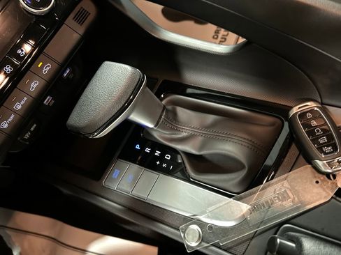 Used 2023 Hyundai Elantra SEL w/ Cargo Package image 18