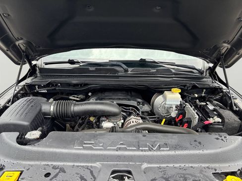 Used 2022 RAM 1500 Limited w/ Body Color Bumper Group AWD/4WD image 9