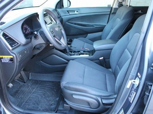Used 2017 Hyundai Tucson SE image 14