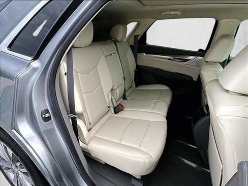 Used 2023 Cadillac XT5 Premium Luxury FWD image 29