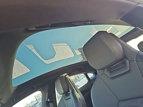 Used 2022 Audi e-tron GT Premium Plus image 10