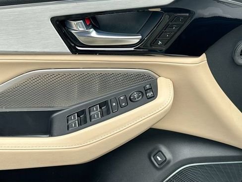 Used 2023 Acura MDX SH-AWD w/ Technology Package image 24
