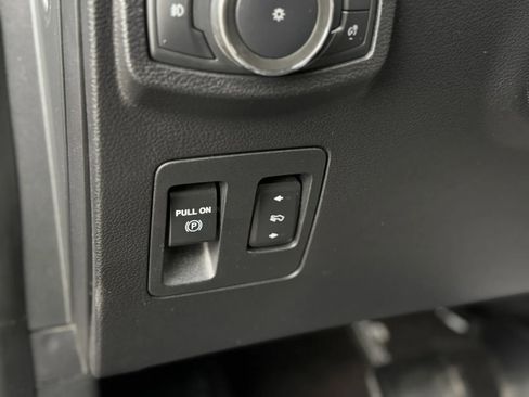 Used 2021 Ford Expedition Max Limited AWD/4WD image 28