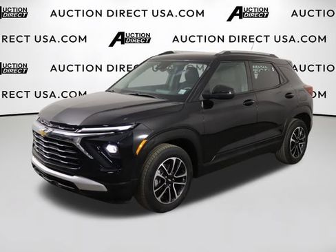 Used 2024 Chevrolet TrailBlazer LT FWD image 1