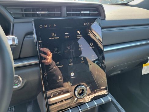 New 2026 GMC Terrain Elevation image 20