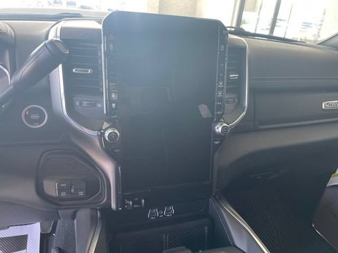 New 2026 RAM 3500 Laramie AWD/4WD image 21