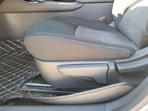 Certified 2022 Nissan Sentra SR w/ Midnight Edition image 12