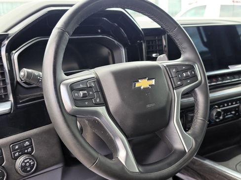 Used 2023 Chevrolet Silverado 1500 LTZ image 14
