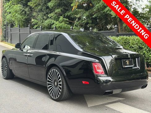 Used 2023 Rolls-Royce Phantom Sedan image 4