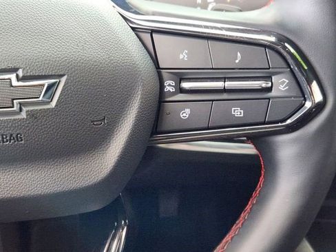 Used 2025 Chevrolet Equinox RS AWD/4WD image 19