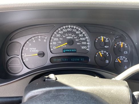 Used 2005 Chevrolet Avalanche LS w/ Onstar Plus Package RWD image 11