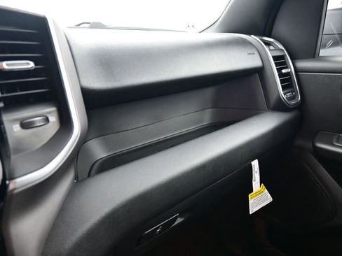 New 2026 RAM 1500 Express image 22