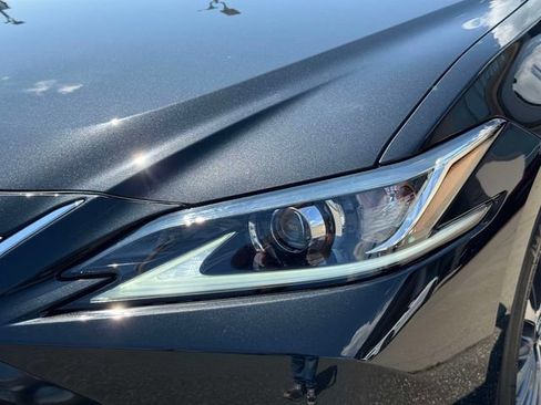 Used 2019 Lexus ES 350 w/ Premium Package FWD image 13