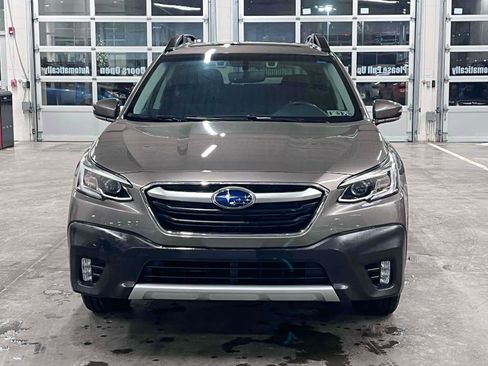 Used 2022 Subaru Outback Limited image 8