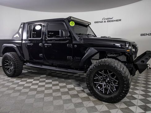 Used 2020 Jeep Gladiator Sport w/ Quick Order Package 24S AWD/4WD image 2