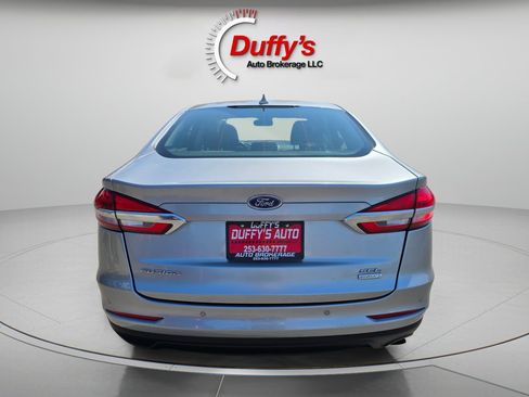 Used 2020 Ford Fusion SEL FWD image 18