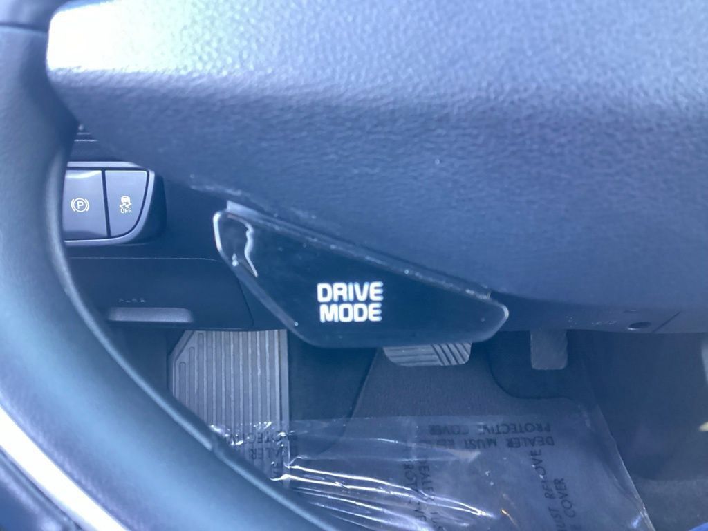 Used 2024 Kia EV6 Wind w/ Wind Technology Package AWD/4WD image 21
