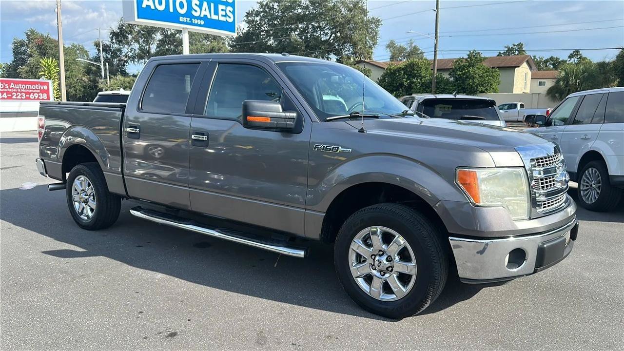 Used 2013 Ford F150 XLT w/ Luxury Equipment Group RWD image 6