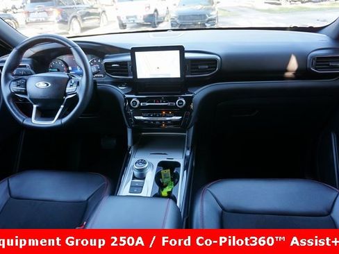 Certified 2023 Ford Explorer ST-Line w/ Class IV Trailer Tow Package image 5