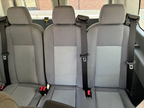 Used 2015 Ford Transit 350 XLT RWD image 17