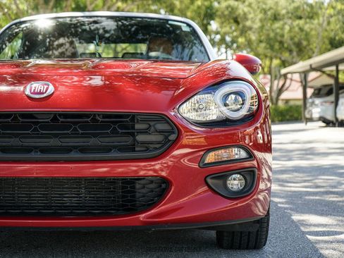 Used 2020 FIAT 124 Spider Lusso RWD image 63