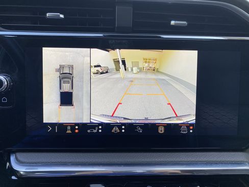 Used 2024 GMC Sierra 1500 Denali w/ Denali Reserve Package AWD/4WD image 28
