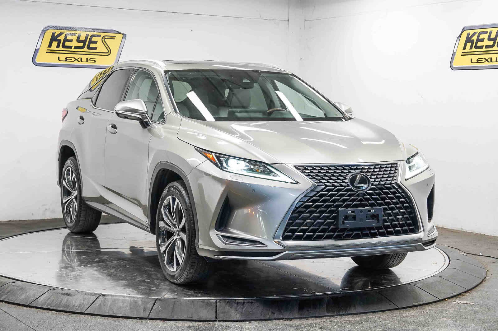 Used 2022 Lexus RX 350 FWD w/ Premium Package image 5