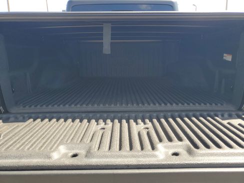 Used 2024 Jeep Gladiator Mojave image 7