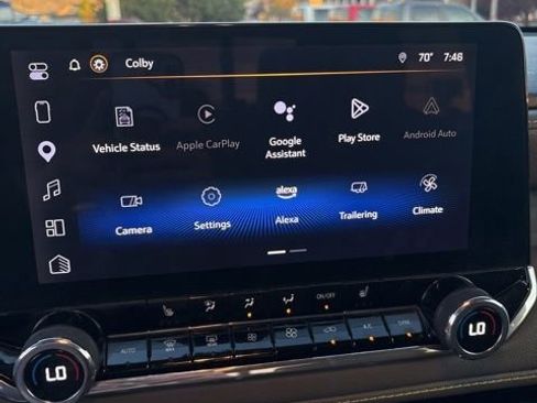 Used 2024 Chevrolet Colorado ZR2 w/ Technology Package image 18