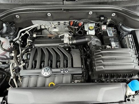 Used 2018 Volkswagen Atlas SE image 14