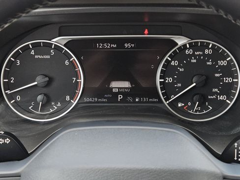 Used 2025 Nissan Rogue SV AWD/4WD image 22