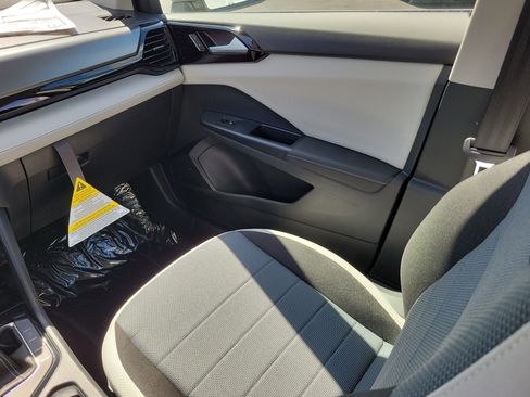 New 2026 Volkswagen Taos S FWD image 4